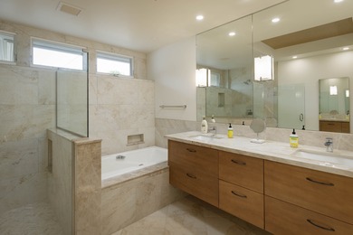 An oasis of privacy, peace, and serenity in the heart of a on Mauna Lani Resort Golf Course in Hawaii - for sale on GolfHomes.com, golf home, golf lot