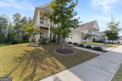 Welcome home! This 4 bedroom, 2.5 bath home on a GOLF COURSE LOT on Reunion Golf Club in Georgia - for sale on GolfHomes.com, golf home, golf lot