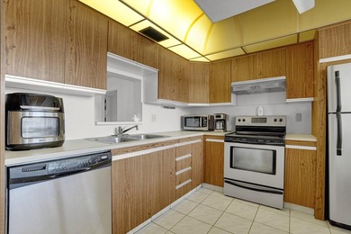 Welcome to Wynmoor, one of Coconut Creek's most desirable gated on Wynmoor Golf Course in Florida - for sale on GolfHomes.com, golf home, golf lot