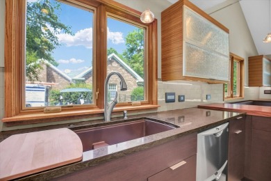 Discover this beautiful 3 bed, 2.5 bath home located in the on Lincolnshire Fields Country Club in Illinois - for sale on GolfHomes.com, golf home, golf lot