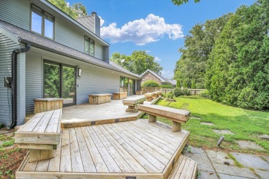 Discover this beautiful 3 bed, 2.5 bath home located in the on Lincolnshire Fields Country Club in Illinois - for sale on GolfHomes.com, golf home, golf lot