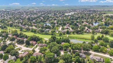 Discover this beautiful 3 bed, 2.5 bath home located in the on Lincolnshire Fields Country Club in Illinois - for sale on GolfHomes.com, golf home, golf lot