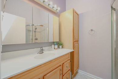 Don't miss this exceptional bright and beautiful spaious on Old Orchard Country Club in Illinois - for sale on GolfHomes.com, golf home, golf lot