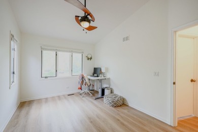 Don't miss this exceptional bright and beautiful spaious on Old Orchard Country Club in Illinois - for sale on GolfHomes.com, golf home, golf lot