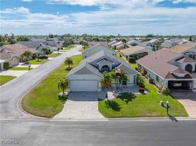 Welcome to 3820 Ponytail Palm Court, a highly desirable on Sabal Springs Golf and Racquet Club in Florida - for sale on GolfHomes.com, golf home, golf lot