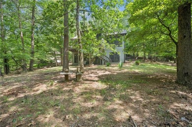 Absolutely adorable Big Canoe home! Cozy, quiet and peaceful on Big Canoe Golf Club - Cherokee in Georgia - for sale on GolfHomes.com, golf home, golf lot