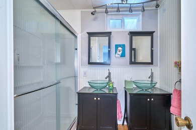 Beautifully Updated Golf Course Home in Tri Palm Estates & on The Club At Shenandoah Springs in California - for sale on GolfHomes.com, golf home, golf lot