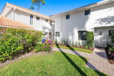 This beautifully renovated 2-bedroom, 2-bath townhouse offers a on Quail Ridge Golf Course and Country Club in Florida - for sale on GolfHomes.com, golf home, golf lot