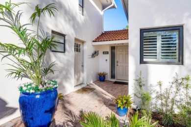 This beautifully renovated 2-bedroom, 2-bath townhouse offers a on Quail Ridge Golf Course and Country Club in Florida - for sale on GolfHomes.com, golf home, golf lot