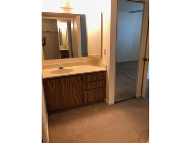 BRIGHT 2BEDROOM/2BATH FORTH FLOOR PENTHOUSE END UNIT OFFERS on Bear Lakes Country Club in Florida - for sale on GolfHomes.com, golf home, golf lot