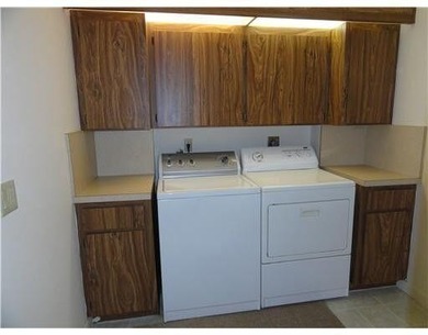 BRIGHT 2BEDROOM/2BATH FORTH FLOOR PENTHOUSE END UNIT OFFERS on Bear Lakes Country Club in Florida - for sale on GolfHomes.com, golf home, golf lot