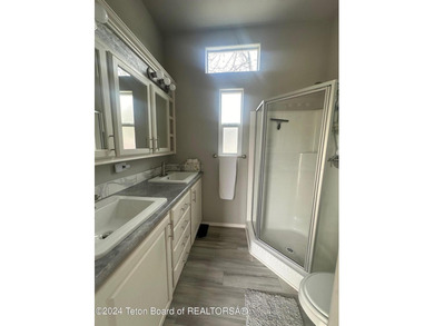 Beautifully maintained, immaculate 2022 CAVCO unit in the Star on Star Valley RV Golf Course in Wyoming - for sale on GolfHomes.com, golf home, golf lot