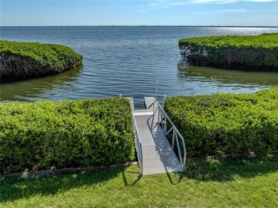 Welcome to 2,400+ square feet of refined living  with on Longboat Key Golf Club Resort in Florida - for sale on GolfHomes.com, golf home, golf lot