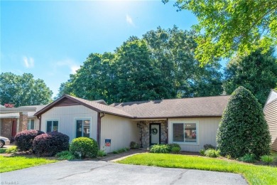 ONE Level 3 bedroom 2 bathroom home located on the golf course on Bermuda Run Country Club in North Carolina - for sale on GolfHomes.com, golf home, golf lot