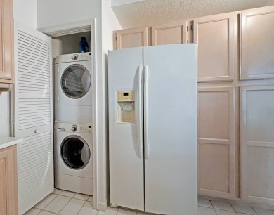Discover the perfect winter retreat with this 2-bedroom, 2-bath on The Great Outdoors Golf and Country Club in Florida - for sale on GolfHomes.com, golf home, golf lot
