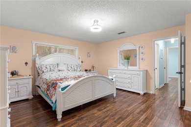 UPGRADED/RENOVATED END UNIT Bostonian Model Villa located next on On Top of the World Golf Course in Florida - for sale on GolfHomes.com, golf home, golf lot