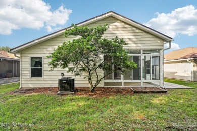 Welcome to this delightful 3-bed, 2-bath home located in the on Golf Club At Fleming Island in Florida - for sale on GolfHomes.com, golf home, golf lot