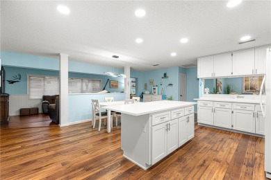UPGRADED/RENOVATED END UNIT Bostonian Model Villa located next on On Top of the World Golf Course in Florida - for sale on GolfHomes.com, golf home, golf lot