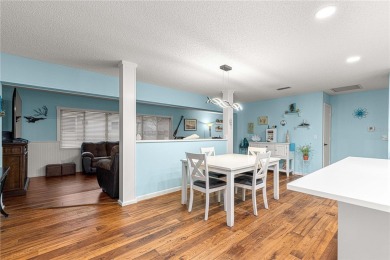 UPGRADED/RENOVATED END UNIT Bostonian Model Villa located next on On Top of the World Golf Course in Florida - for sale on GolfHomes.com, golf home, golf lot