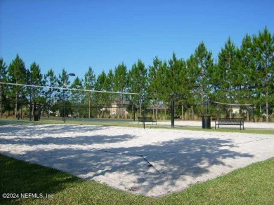 Welcome to this delightful 3-bed, 2-bath home located in the on Golf Club At Fleming Island in Florida - for sale on GolfHomes.com, golf home, golf lot