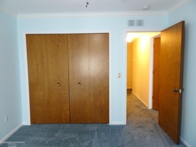 END YOUR SEARCH HERE! RARE FIND! This Ranch style condo with 1st on St. Clair Shores Country Club in Michigan - for sale on GolfHomes.com, golf home, golf lot