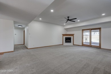 What a transformation on this recent 2024 remodel of a classic on Carthage Municipal Golf Course in Missouri - for sale on GolfHomes.com, golf home, golf lot