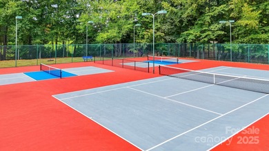 Welcome to this full-brick custom home in the sought-after Olde on Olde Sycamore Golf Plantation in North Carolina - for sale on GolfHomes.com, golf home, golf lot