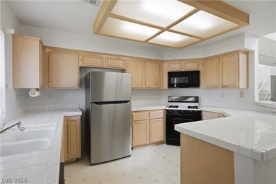 This 3 bedroom 2.5 bath 2-story townhome is located in the on Painted Desert Golf Club in Nevada - for sale on GolfHomes.com, golf home, golf lot