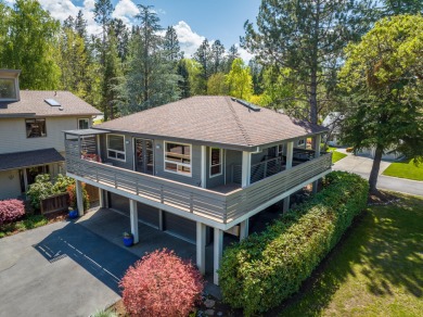 Welcome to 144 Black Oak Dr near the Grants Pass Golf Course! on Grants Pass Golf Club in Oregon - for sale on GolfHomes.com, golf home, golf lot