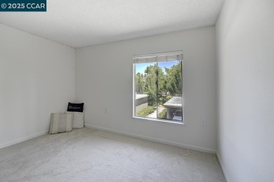 Desirable duplex Del Monte Co-op unit with only one shared wall! on Rossmoor Golf Course in California - for sale on GolfHomes.com, golf home, golf lot