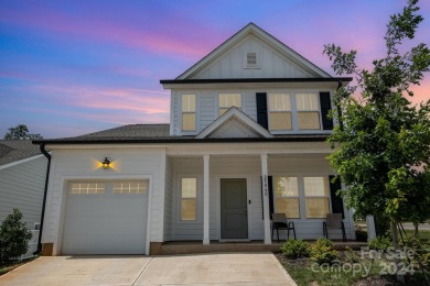 Welcome to this immaculately maintained three-bedroom on Edgewater Golf Club in South Carolina - for sale on GolfHomes.com, golf home, golf lot