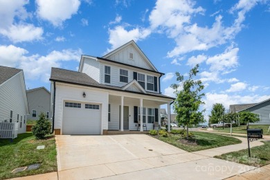 Welcome to this immaculately maintained three-bedroom on Edgewater Golf Club in South Carolina - for sale on GolfHomes.com, golf home, golf lot