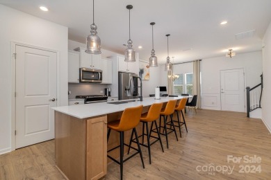 Welcome to this immaculately maintained three-bedroom on Edgewater Golf Club in South Carolina - for sale on GolfHomes.com, golf home, golf lot