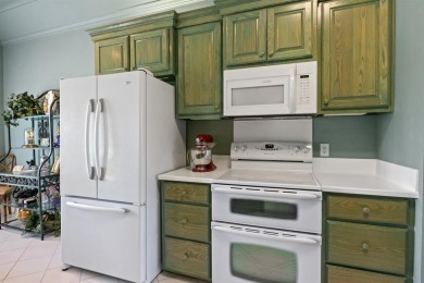 Charming Garden Home with Golf Course & Lake Views.  
Enjoy on Mount Pleasant Country Club in Texas - for sale on GolfHomes.com, golf home, golf lot