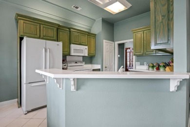 Charming Garden Home with Golf Course & Lake Views.  
Enjoy on Mount Pleasant Country Club in Texas - for sale on GolfHomes.com, golf home, golf lot