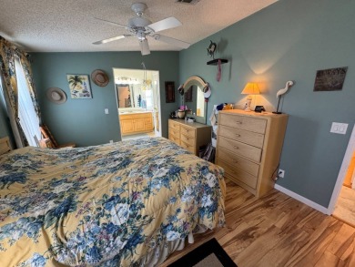 Looking for the perfect getaway in sunny Florida? Look no on Lake Henry Golf Club in Florida - for sale on GolfHomes.com, golf home, golf lot