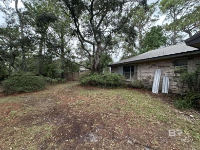 Spacious Gulf Shores Classic with Endless Potential! Discover on The Golf Club of the Wharf in Alabama - for sale on GolfHomes.com, golf home, golf lot