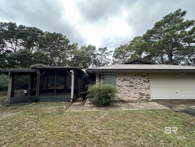 Spacious Gulf Shores Classic with Endless Potential! Discover on The Golf Club of the Wharf in Alabama - for sale on GolfHomes.com, golf home, golf lot