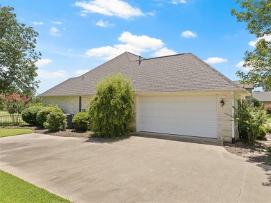 Charming Garden Home with Golf Course & Lake Views.  
Enjoy on Mount Pleasant Country Club in Texas - for sale on GolfHomes.com, golf home, golf lot