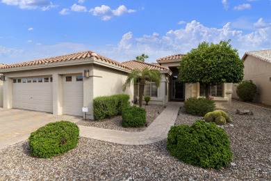 This beautiful PALMERA model w/ AMAZING LAKE and GOLF COURSE on Oakwood Golf Club  in Arizona - for sale on GolfHomes.com, golf home, golf lot