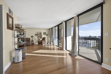 BEAUTIFUL OPEN 2/2, CORNER UNIT WITH VIEW GOLF AND CITY IN A on The President Country Club in Florida - for sale on GolfHomes.com, golf home, golf lot