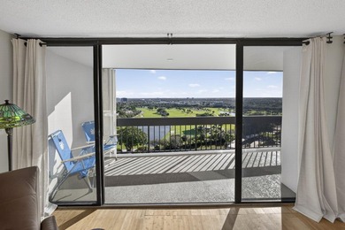 BEAUTIFUL OPEN 2/2, CORNER UNIT WITH VIEW GOLF AND CITY IN A on The President Country Club in Florida - for sale on GolfHomes.com, golf home, golf lot