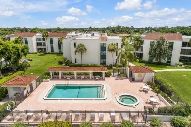 VIEWS of Golf course, pool, and hot tub. Welcome to this on Lakewood Country Club in Florida - for sale on GolfHomes.com, golf home, golf lot