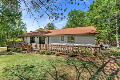 This charming home on the 1st green at Chickasaw Point golf on The Trail At Chickasaw Pointe in South Carolina - for sale on GolfHomes.com, golf home, golf lot