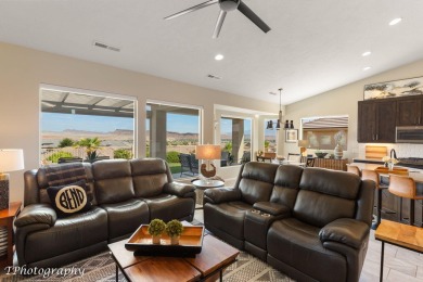 This stunning 4-bedroom, 3-bath 2099 s.f. SunRiver home combines on Sunriver Golf Club in Utah - for sale on GolfHomes.com, golf home, golf lot