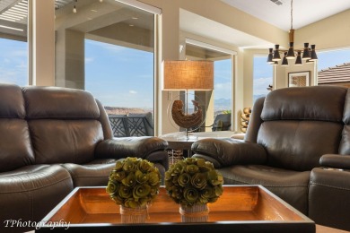 This stunning 4-bedroom, 3-bath 2099 s.f. SunRiver home combines on Sunriver Golf Club in Utah - for sale on GolfHomes.com, golf home, golf lot