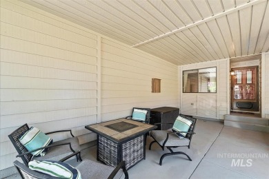 Don't miss this recently renovated, single-story beauty located on Lakeview Golf Club in Idaho - for sale on GolfHomes.com, golf home, golf lot