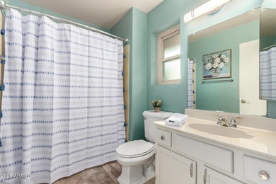 Come see this adorable 2-bedroom home in the highly sought-after on Briarwood Country Club in Arizona - for sale on GolfHomes.com, golf home, golf lot