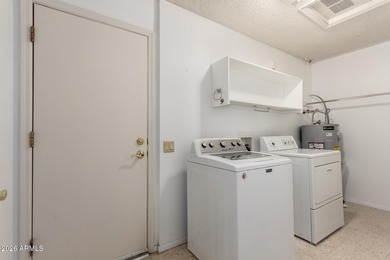 Come see this adorable 2-bedroom home in the highly sought-after on Briarwood Country Club in Arizona - for sale on GolfHomes.com, golf home, golf lot