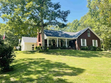 A Par Above the Rest* This 3 bed, 2.5 bath home features a 26x36 on Selmer Country Club in Tennessee - for sale on GolfHomes.com, golf home, golf lot